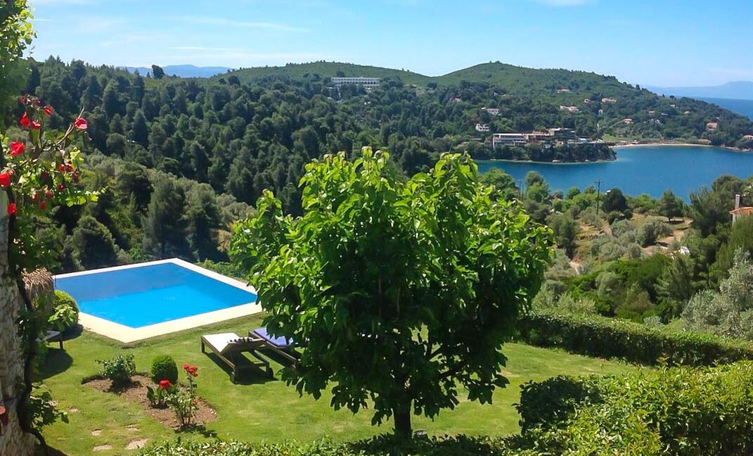 Villa with sea view in Skiathos Greece 9