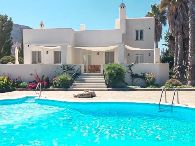 Beautiful villa Naxos island for sale, Top Properties for sale in Greek islands