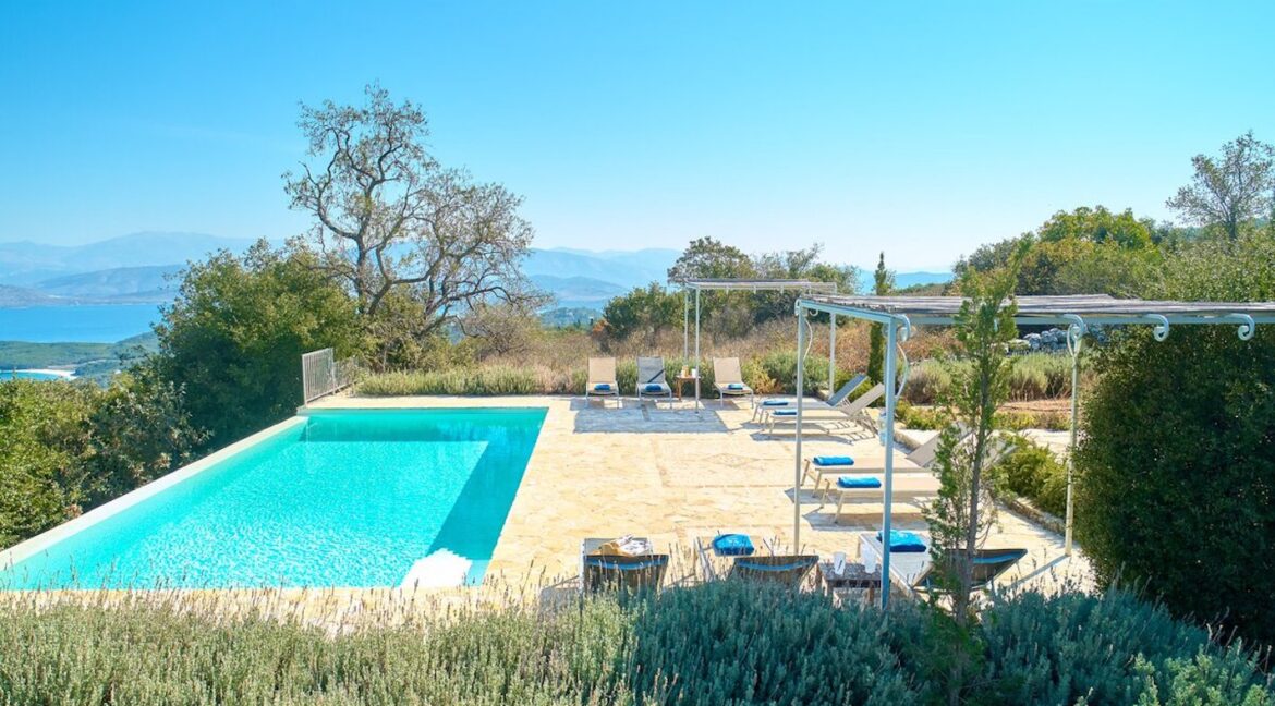 Villa in Kassiopi Corfu 42