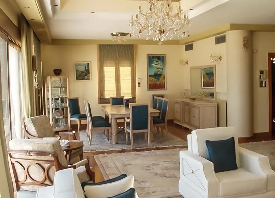 Villa in Saronida Attica, Luxury Estate for sale in Athens 1