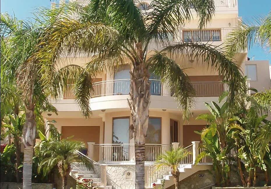 Villa in Saronida Attica, Luxury Estate for sale in Athens 6