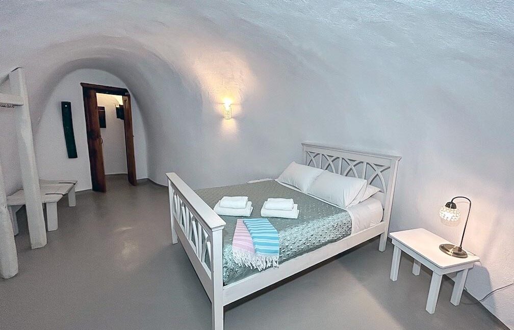 Houses for Sale Santorini Greece,  Properties in Santorini 24