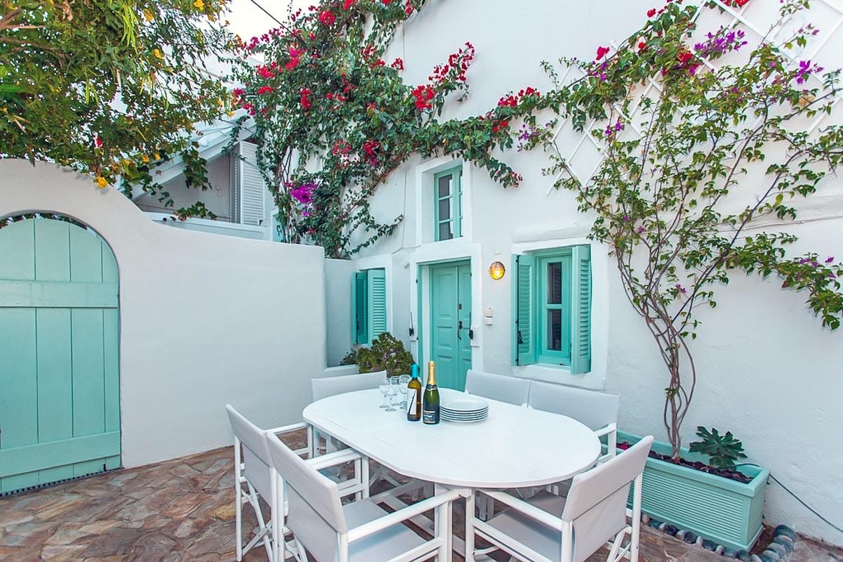 2 houses for Sale Santorini, Exo gonia