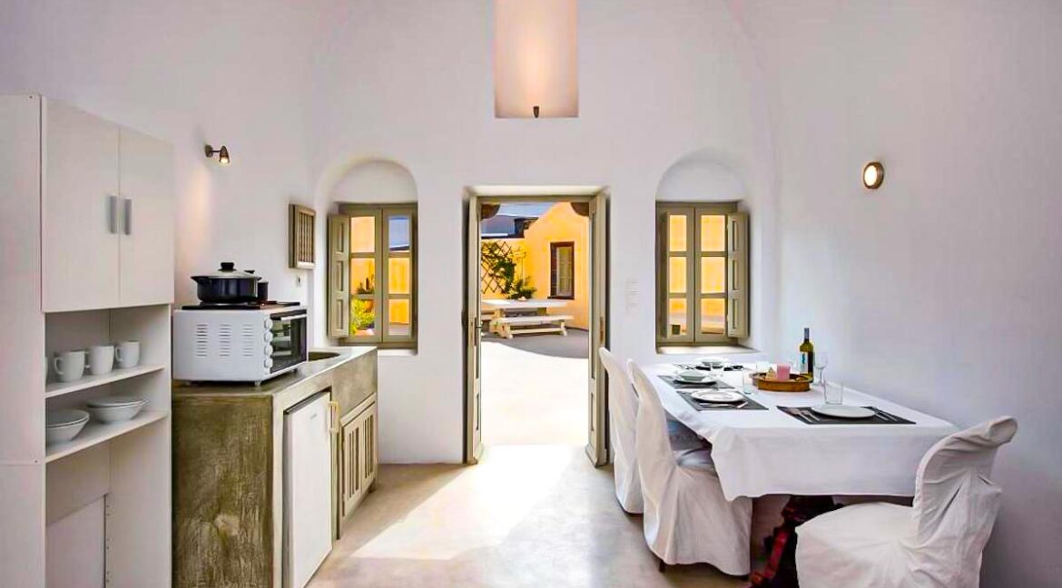 Houses for sale Pyrgos Santorini Greece. Properties to buy in the Greek Islands 1