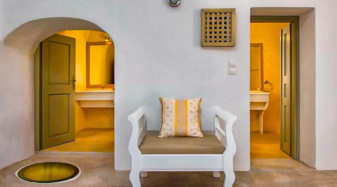 Houses for sale Pyrgos Santorini Greece. Properties to buy in the Greek Islands 6