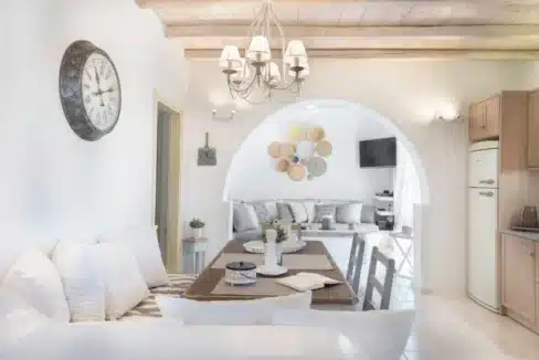 Maisonette close to the sea in Paros island. Greek House in Paros for Sale 19