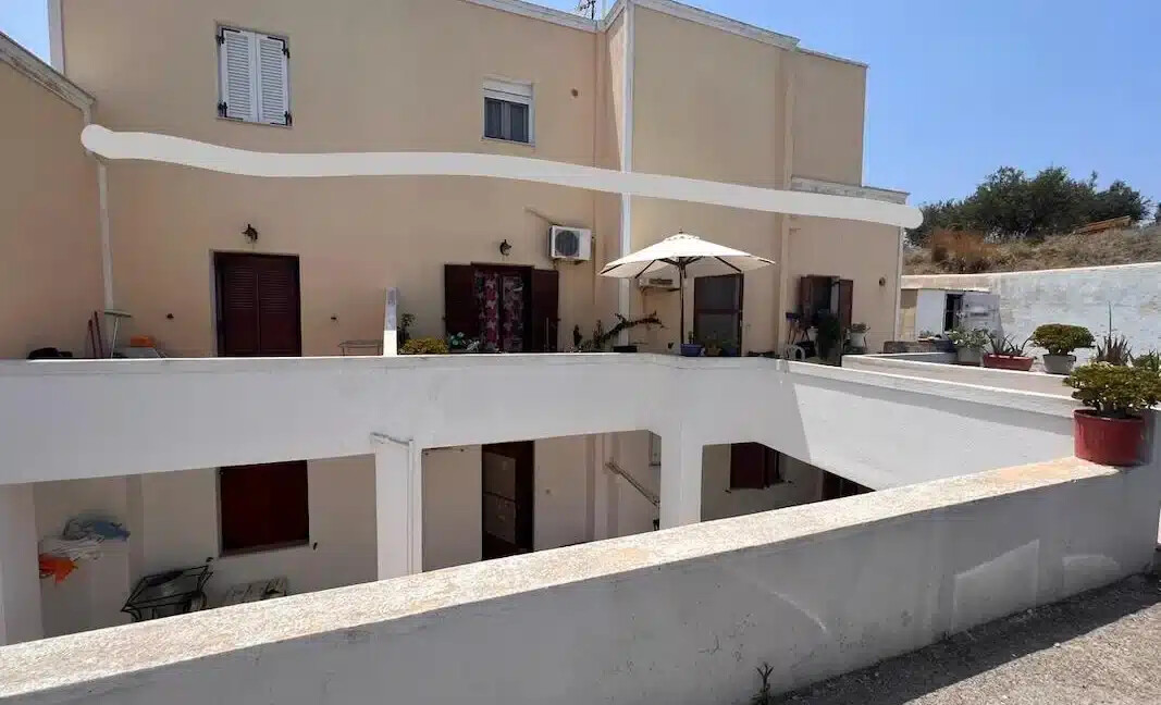 2 Houses for sale in Karterados Santorini 1