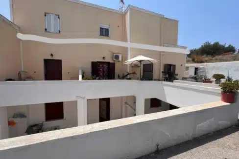 2 Houses for sale in Karterados Santorini 1
