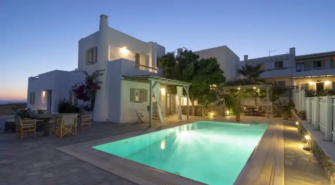 5 bedroom luxury Villa for sale in Naoussa, Paros 13