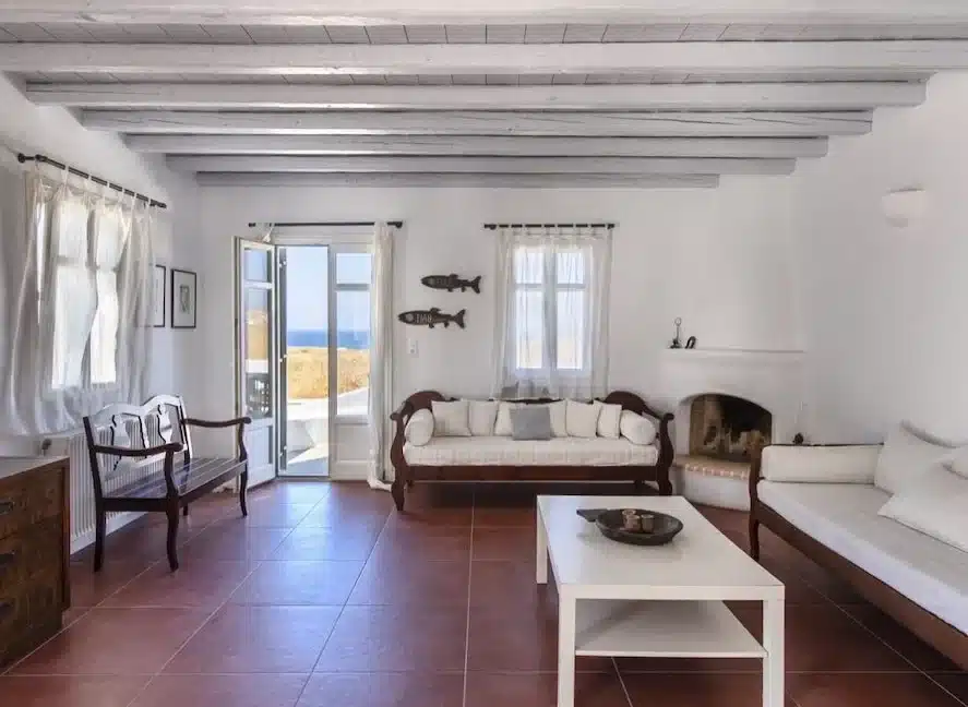 5 bedroom luxury Villa for sale in Naoussa, Paros 3