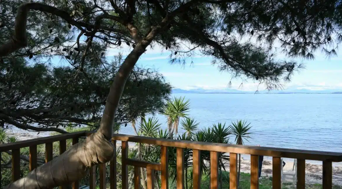 Luxurious Beachfront Villa with Breathtaking Views in Lefkada 18