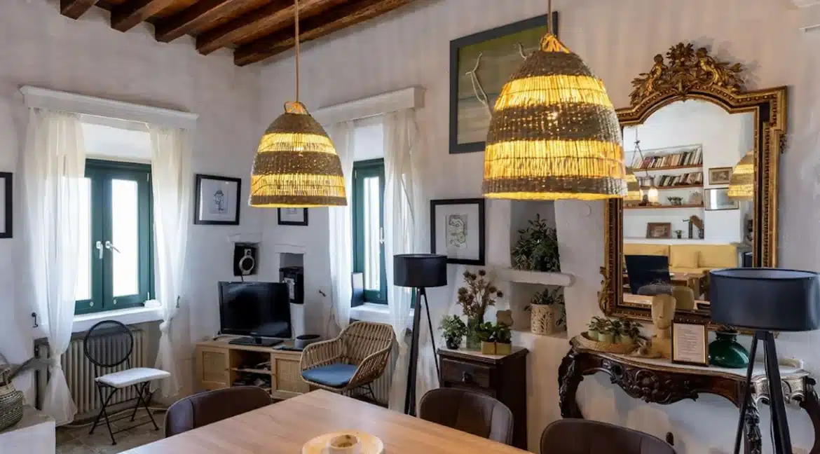 Villa for sale on Sifnos island, with Breathtaking Views 13