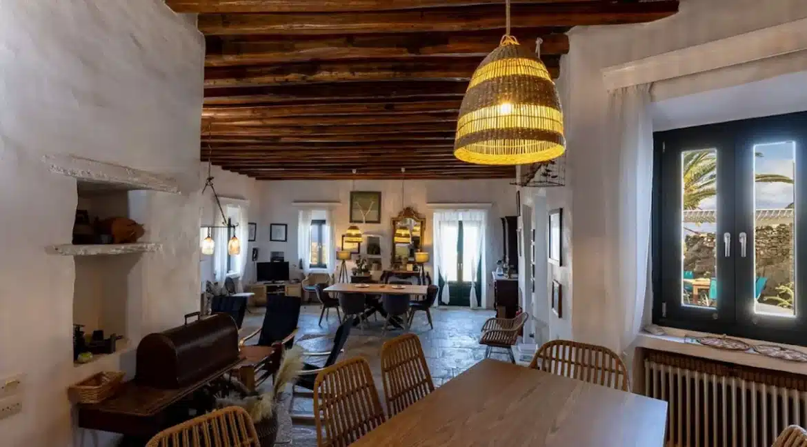 Villa for sale on Sifnos island, with Breathtaking Views 15