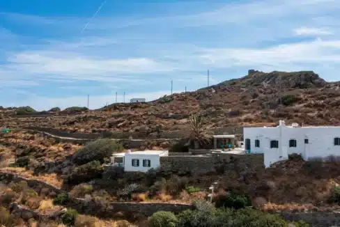 Villa for sale on Sifnos island, with Breathtaking Views 17