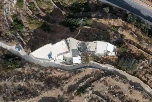 Villa for sale on Sifnos island, with Breathtaking Views 2