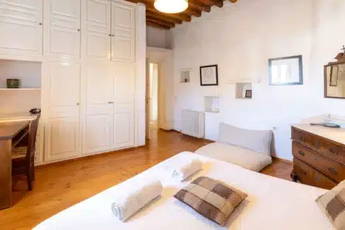 Villa for sale on Sifnos island, with Breathtaking Views 8