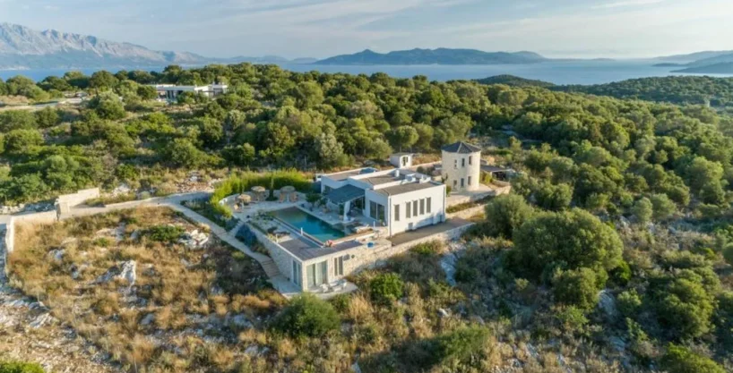 Excellent residence with a panoramic view of the sea in Meganisi