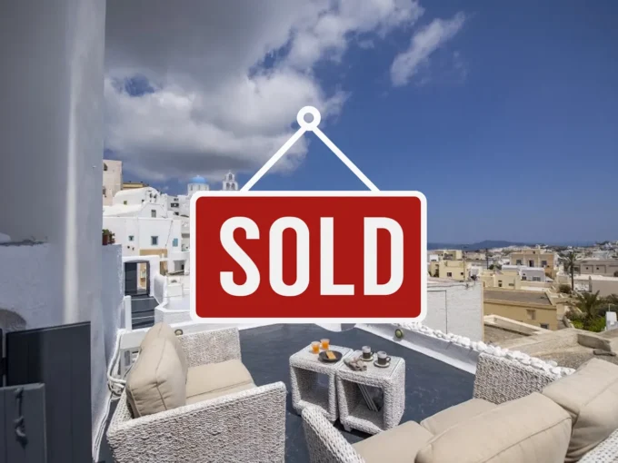 Exceptional Property in Santorini Pyrgos