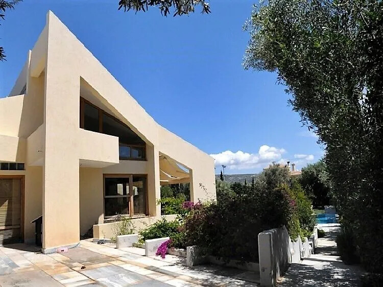 Experience Modern Luxury Living in Varkiza 14