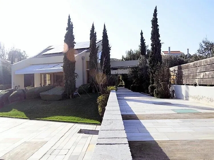 Experience Modern Luxury Living in Varkiza 17