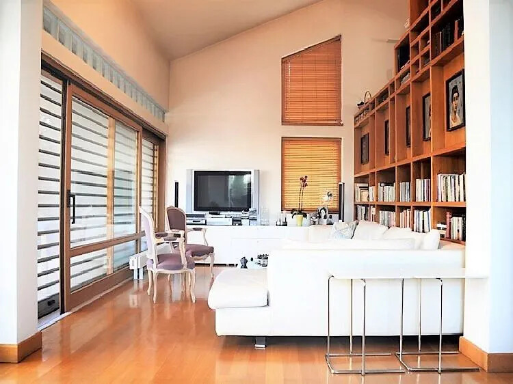 Experience Modern Luxury Living in Varkiza 21