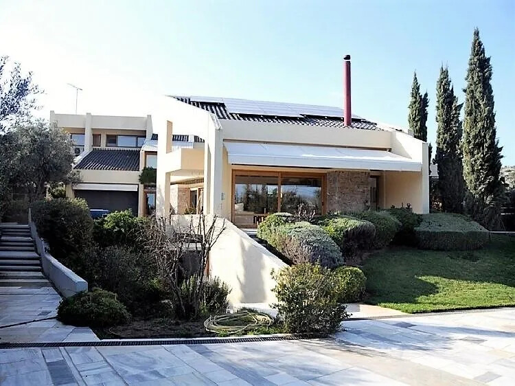 Experience Modern Luxury Living in Varkiza 23