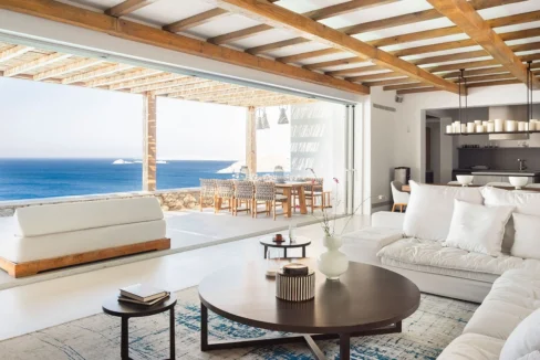 Exquisite Mykonos Villa: A Haven of Luxury 10