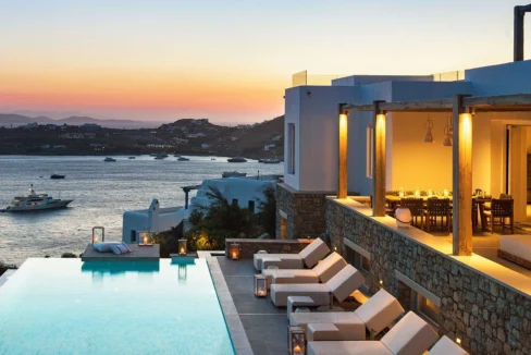Exquisite Mykonos Villa: A Haven of Luxury 17
