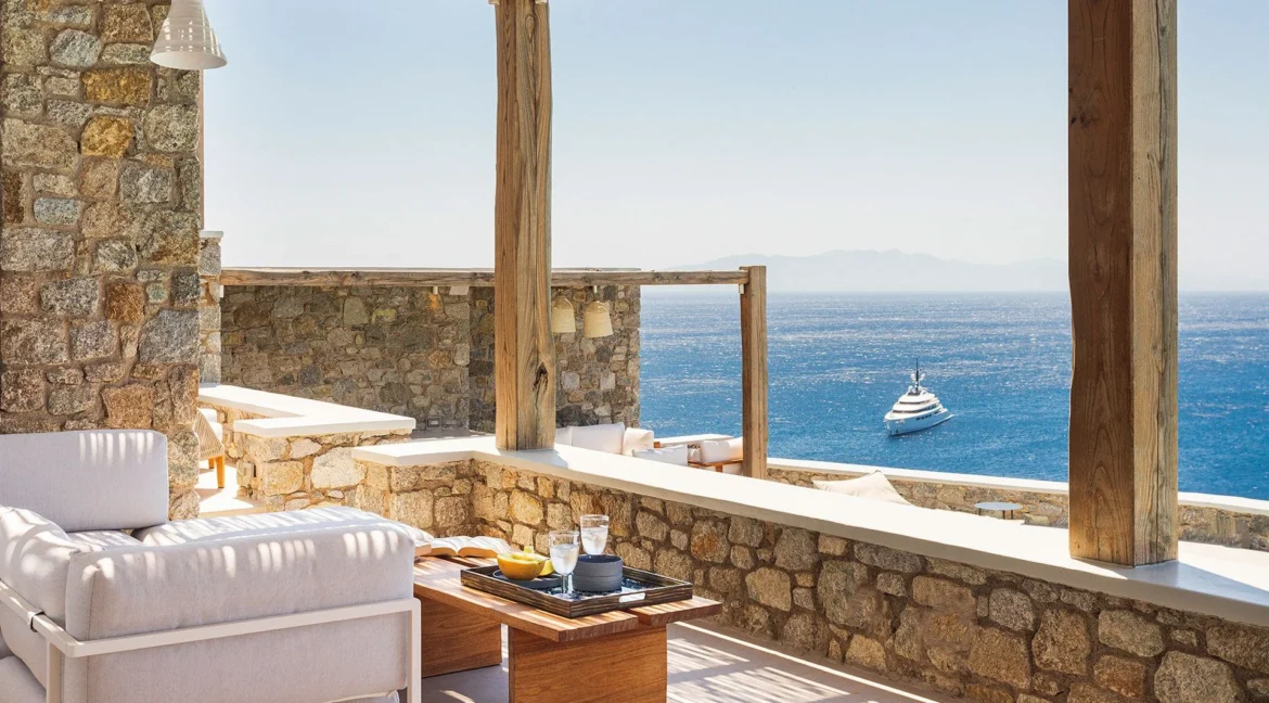 Exquisite Mykonos Villa: A Haven of Luxury 19