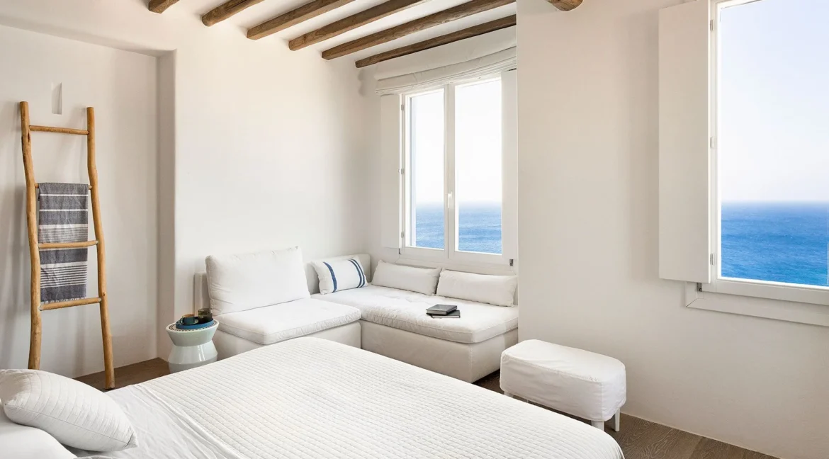 Exquisite Mykonos Villa: A Haven of Luxury 3