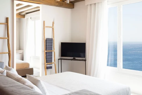Exquisite Mykonos Villa: A Haven of Luxury 6