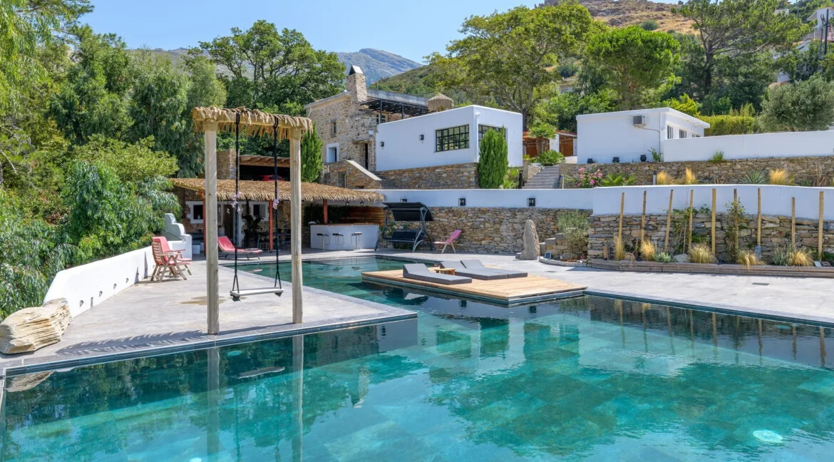 Luxurious Villa in Karystos, Evia 11