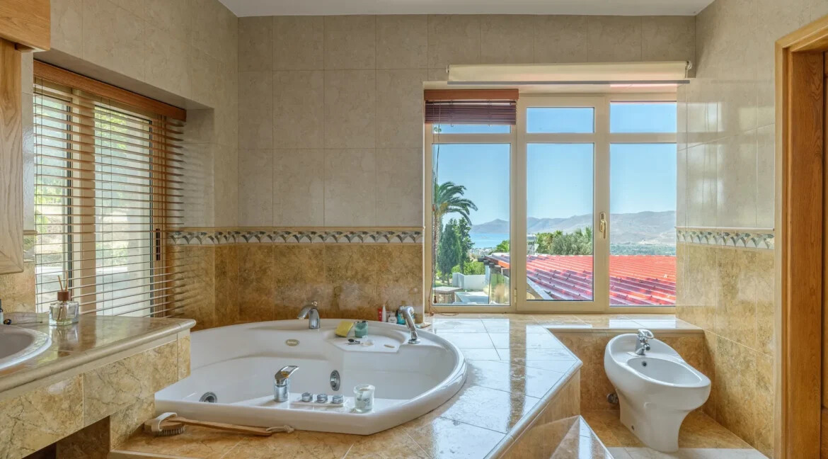 Luxurious Villa in Karystos, Evia 18