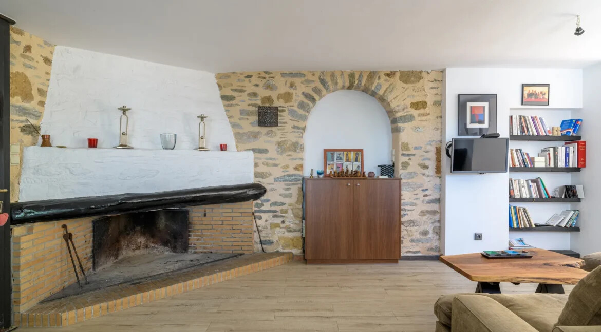 Luxurious Villa in Karystos, Evia 22