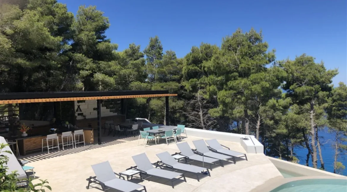 Luxurious Villa with Breathtaking Views in South-Western Lefkada 23