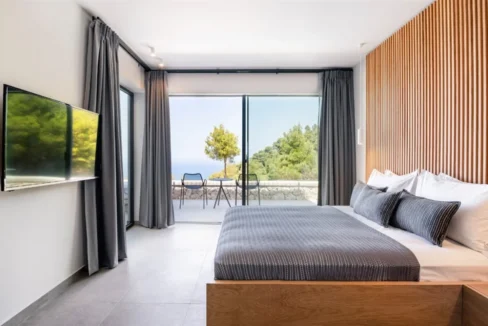 Luxurious Villa with Breathtaking Views in South-Western Lefkada 28