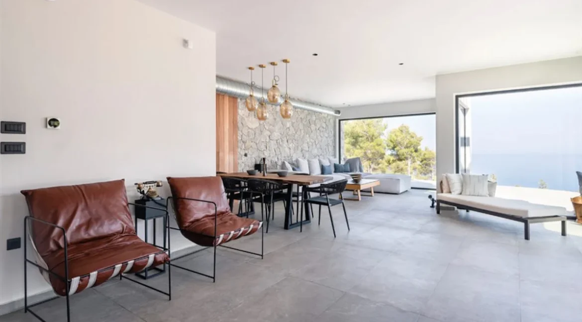 Luxurious Villa with Breathtaking Views in South-Western Lefkada 30