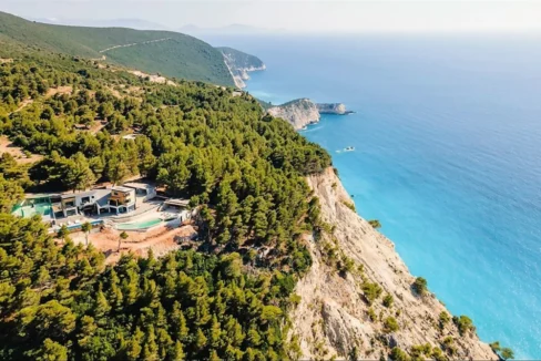 Luxurious Villa with Breathtaking Views in South-Western Lefkada