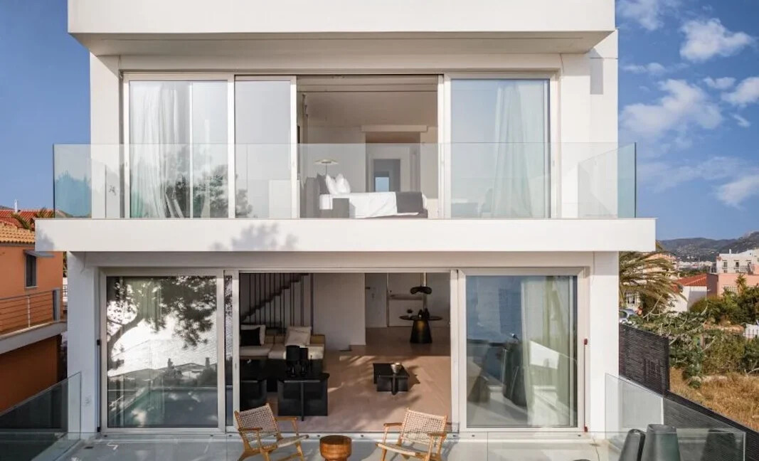 Luxury Living in Saronida Athens 40