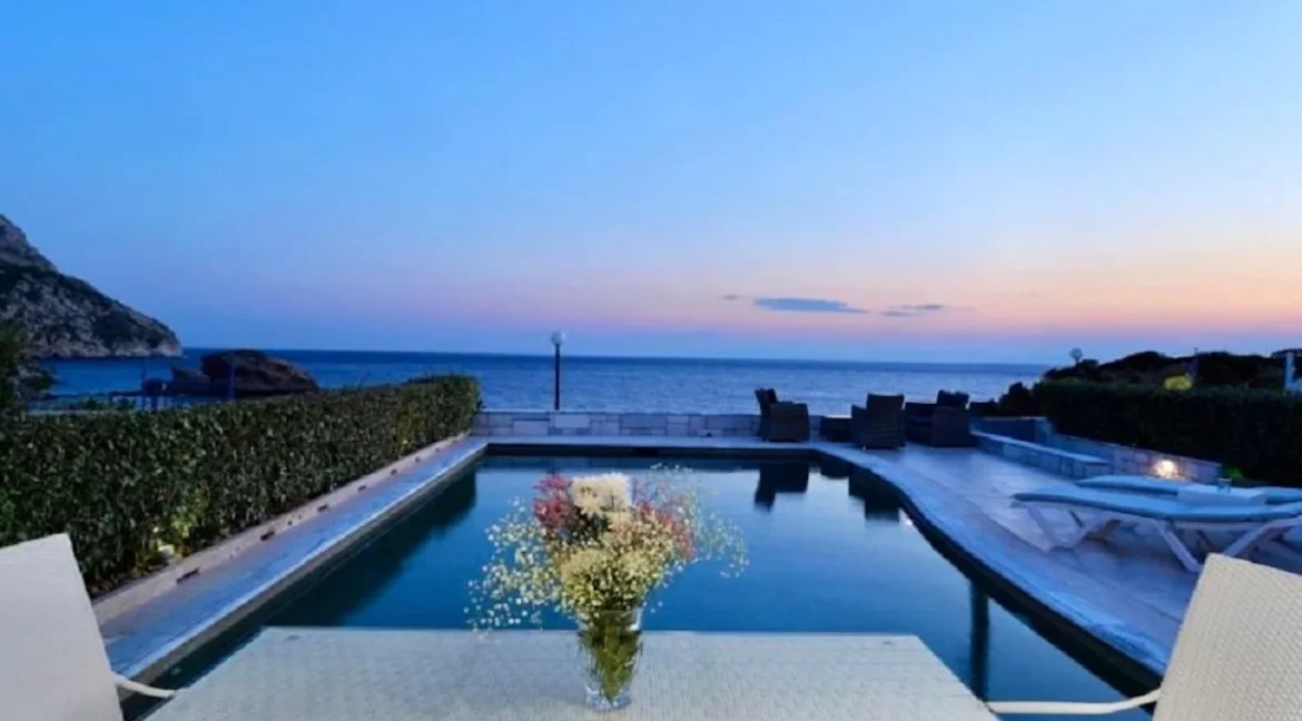 Oceanfront Residence for Sale in Anavyssos Athens19
