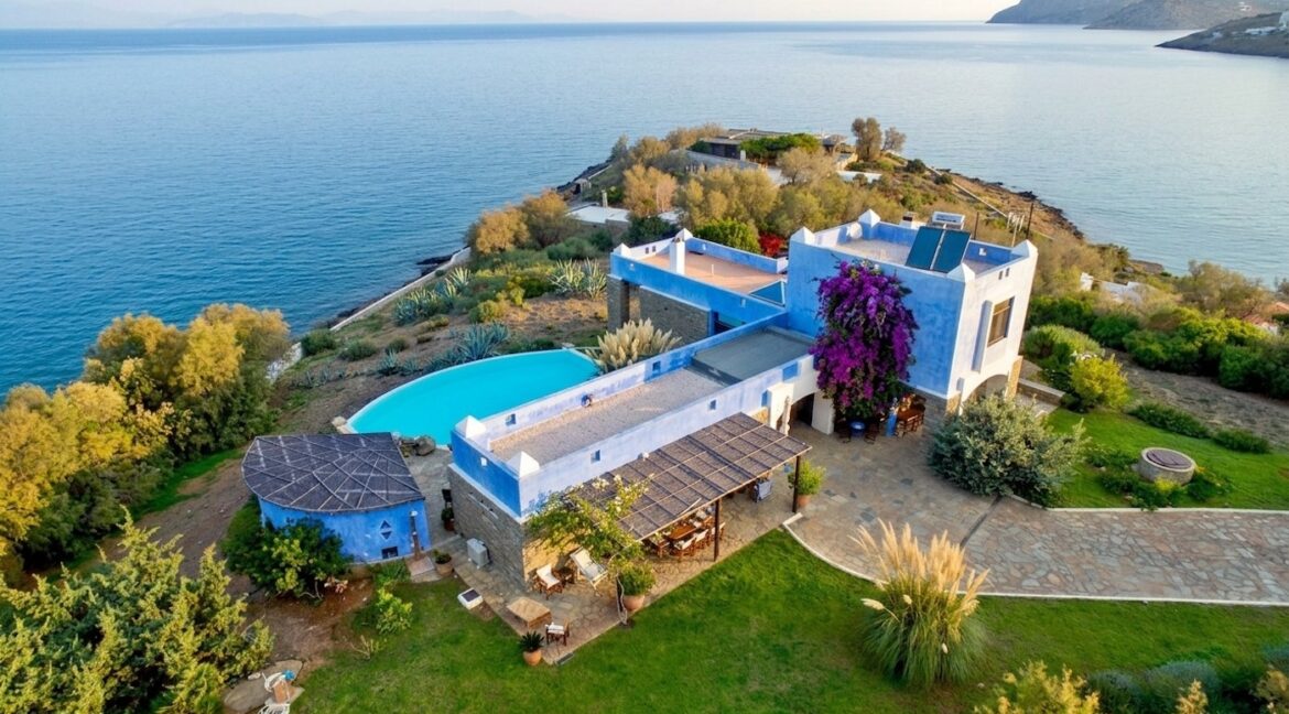 Seaside Villa Athens for sale 14