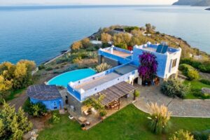 Luxury Seaside Villa Athens for sale