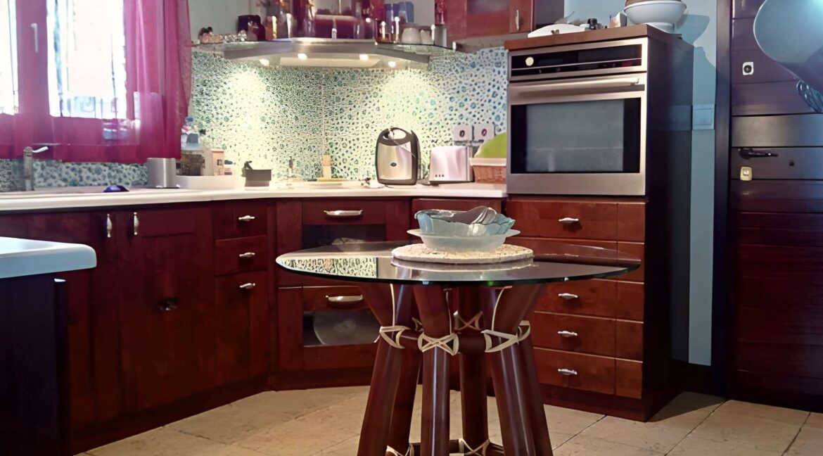 Seaside Villa Athens for sale 4