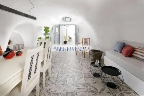 2 Charming Santorini Cave-Houses in Megalochori 20