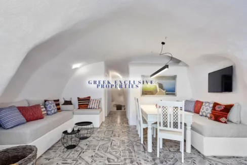 2 Charming Santorini Cave-Houses in Megalochori 24