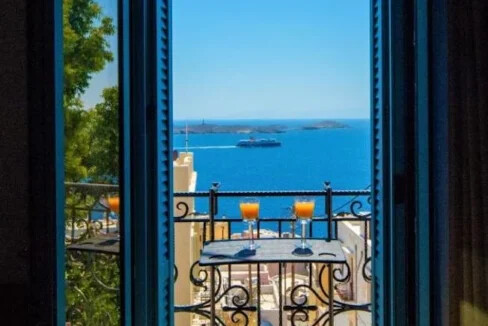 Beautiful Renovated Classical House in Syros Ermoupoli 3