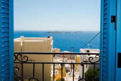 Beautiful Renovated Classical House in Syros Ermoupoli 4