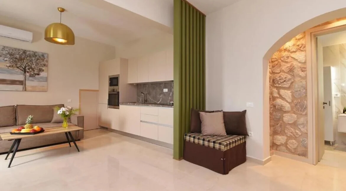 Beautiful Renovated Classical House in Syros Ermoupoli 6