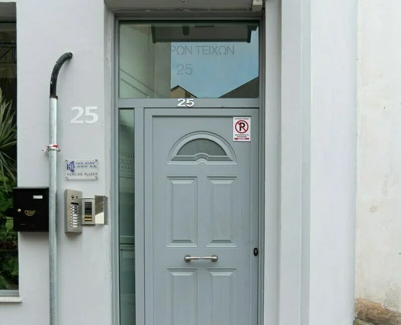 Building with 8 Fully-Equipped Suites - Ideal for Airbnb 11