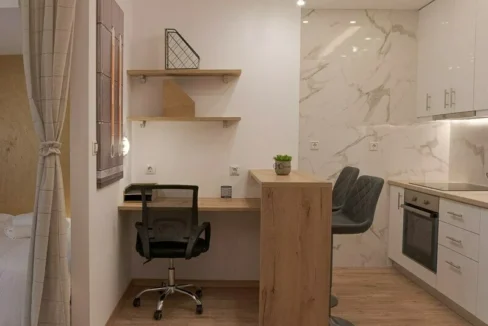 Building with 8 Fully-Equipped Suites - Ideal for Airbnb 18